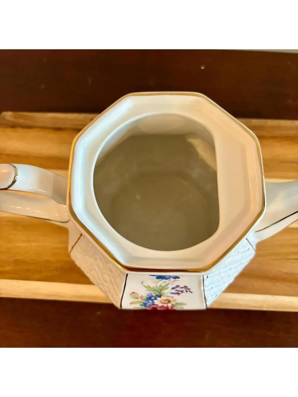 Sadler Windsor Floral Teapot